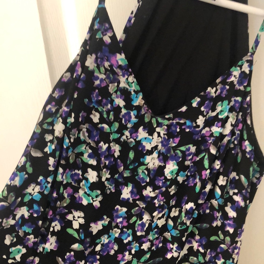Express Dress - Picture 2 of 4